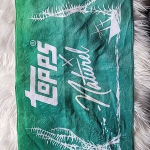 Topps x Natural Collectable Green Towel